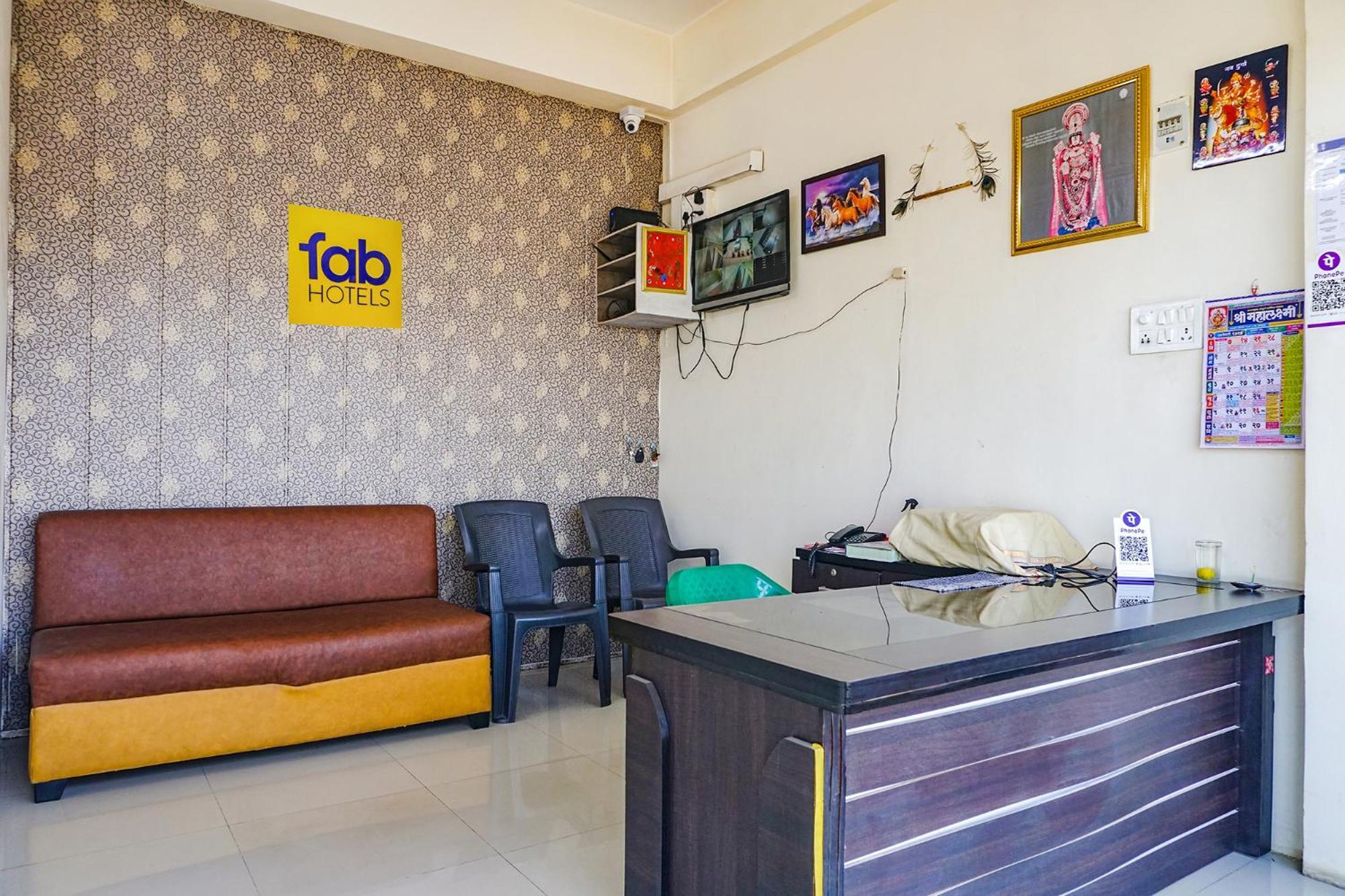 Fabexpress Vaishnav Inn Talegaon Dabhade Eksteriør billede